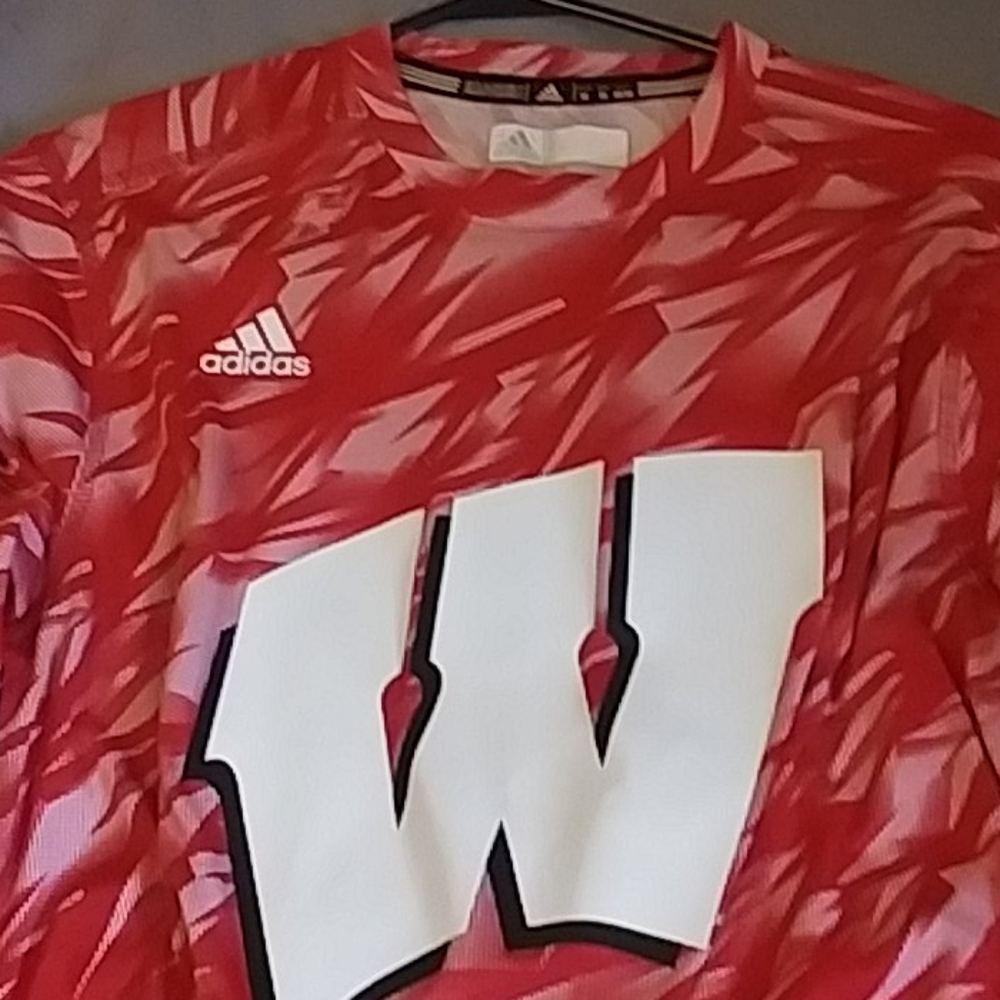 Long-sleeve shirt